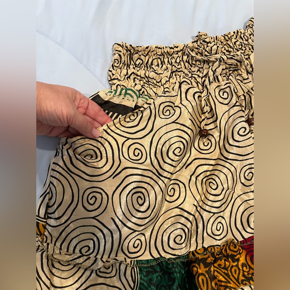 Women’s Patterned Shorts - Multicolor - Picture 2 of 6